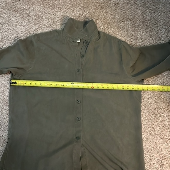 Eddie Bauer XXL Women’s Tall Button Down Forest Green Tencel Layering Top - Picture 7 of 11